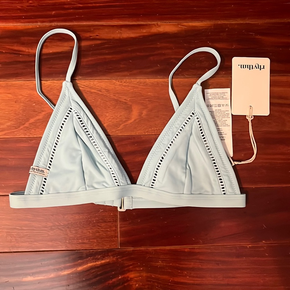 Lulu’s Rhythm My bralette light blue bikini Top